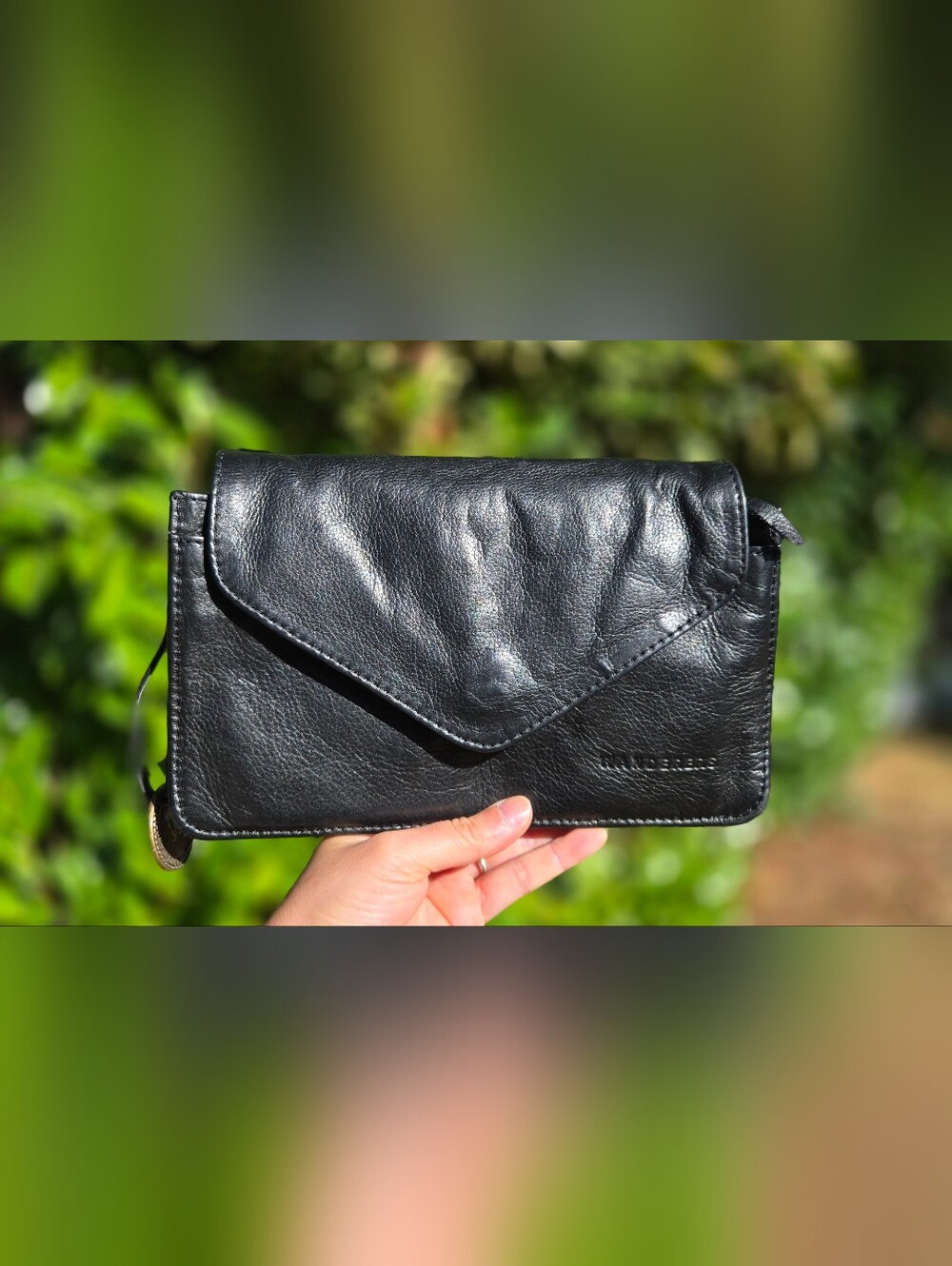 Wanderers Travel Co - Petite Marseille Crossbody + Card Wallet - Black - Picture 2 of 16